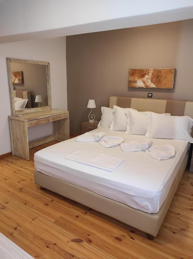 Astradeni Luxury Apartments Kratir Skála エクステリア 写真