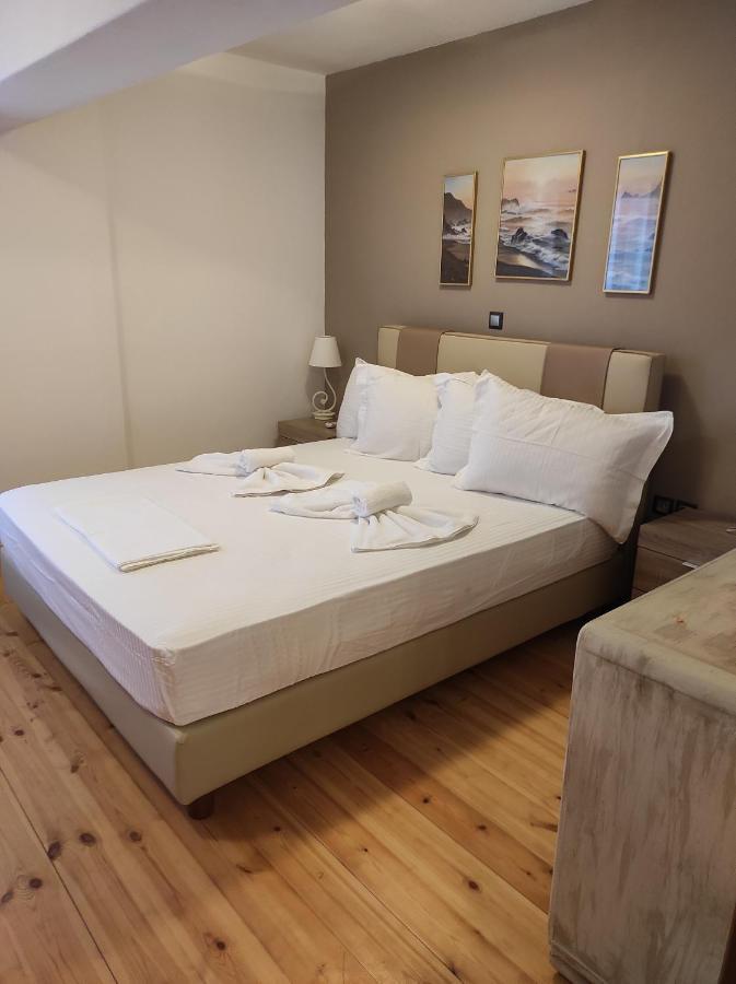 Astradeni Luxury Apartments Kratir Skála エクステリア 写真